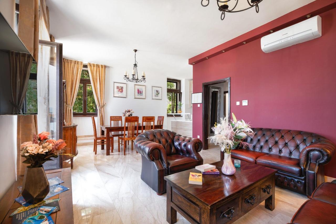 Luxury Apartments Perko Kaštela Exteriér fotografie