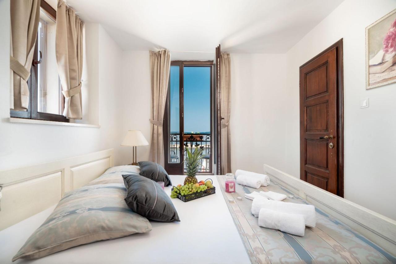 Luxury Apartments Perko Kaštela Exteriér fotografie